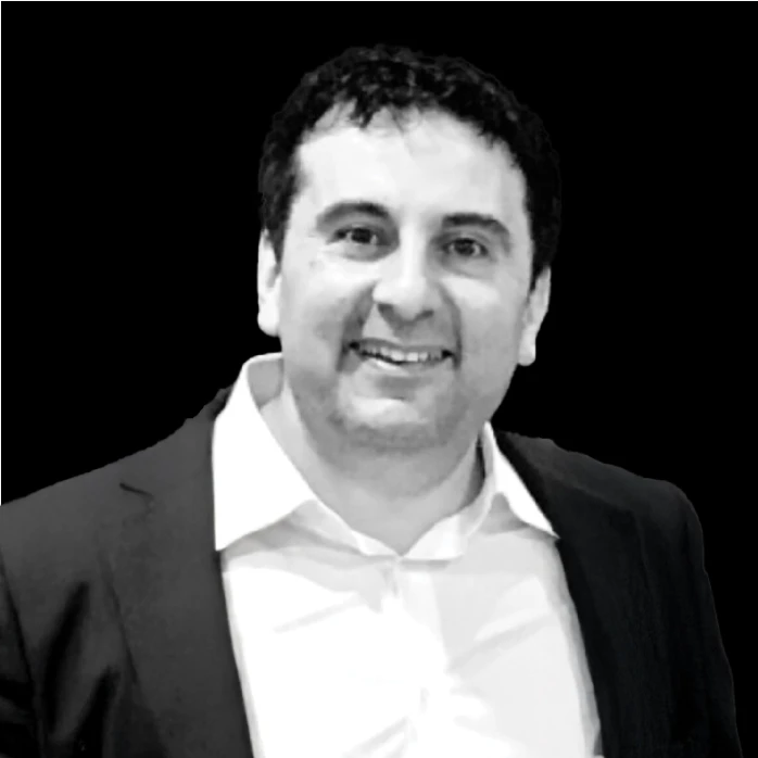Mohammed - Headshot-01